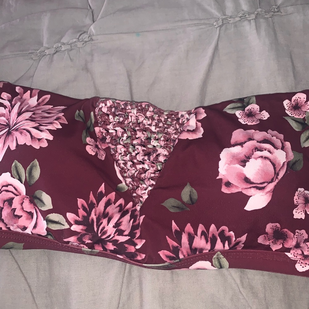 Altar’d State floral bikini top - Picture 2 of 8